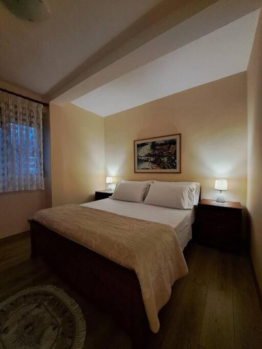 Quiet, Cozy, Luminous Apartment Tiranë Ngoại thất bức ảnh
